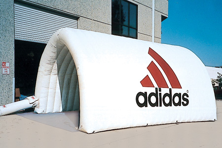 Adidas Tunnel