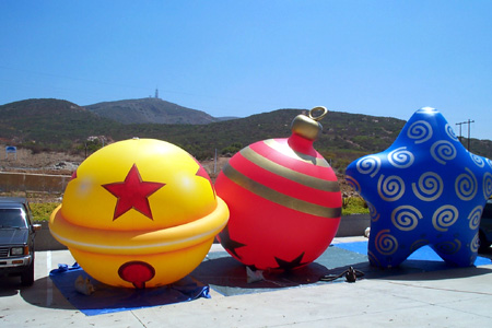 Helium Parade Balloons -14' Christmas Ornaments