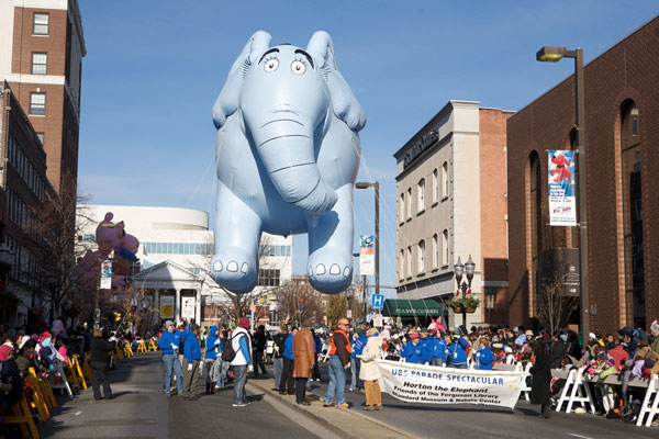 Helium Parade Balloons 