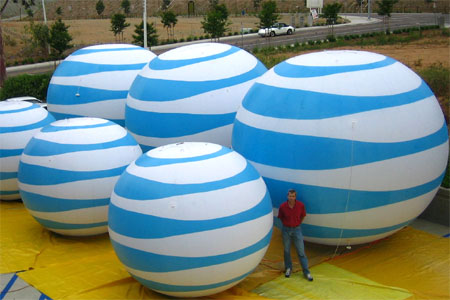 18' ATT Balloons 
